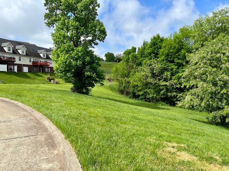 More Photos Of 1 Pointe West Byway, Parkersburg Land For Sale