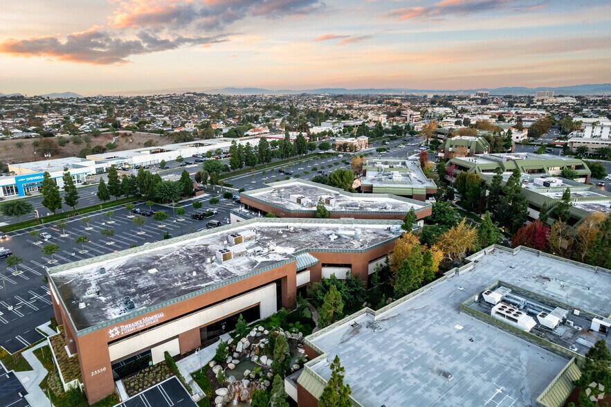 More Photos Of 23430 Hawthorne Blvd, Torrance Unknown For Lease