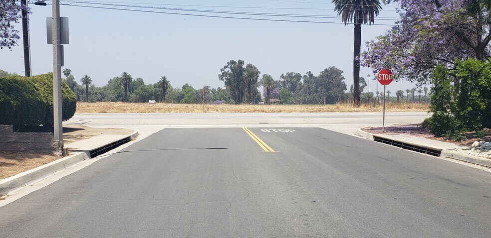 More Photos Of 1246 Washington St, Riverside Land For Lease