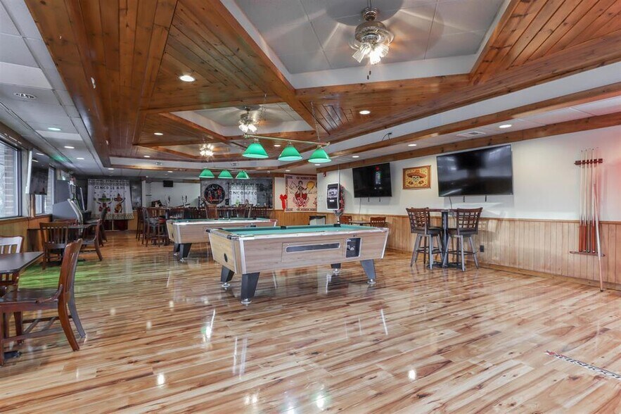 More Photos Of N2717 County Road QQ, Waupaca Restaurant For Sale