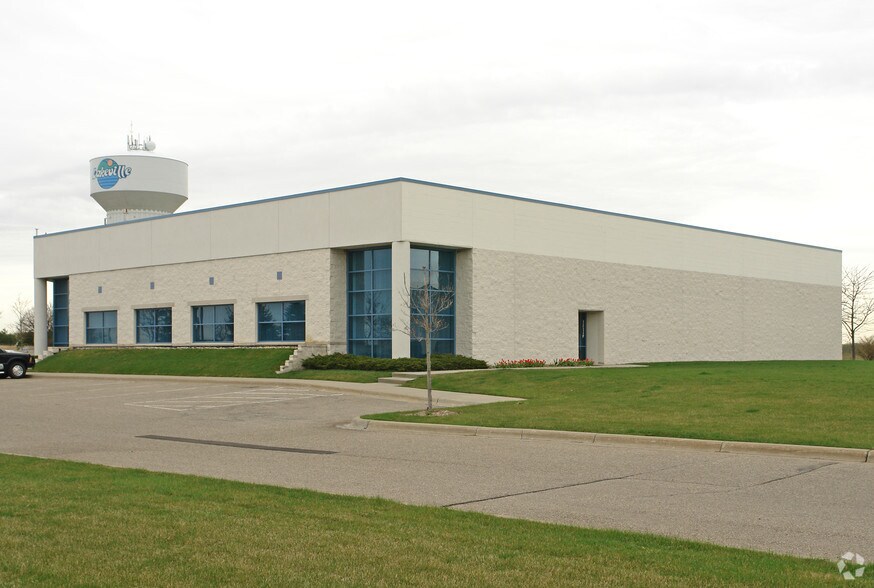 More Photos Of 20855 Kensington Blvd, Lakeville Office For Lease