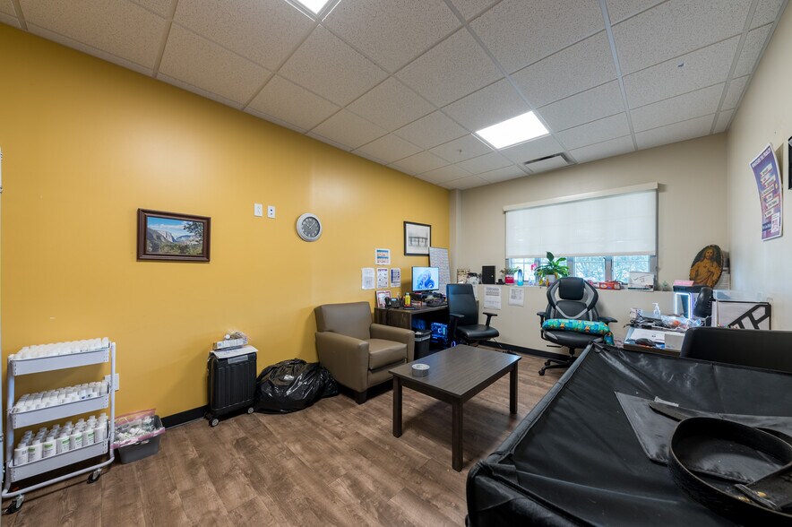 More Photos Of 900 Fairmont Rd, Morgantown Office For Sale