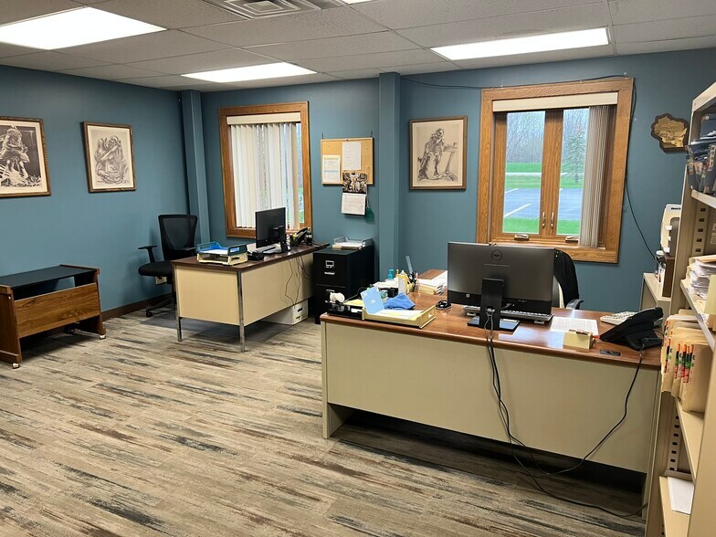 More Photos Of 250 Industrial Dr, Omro Industrial For Sale