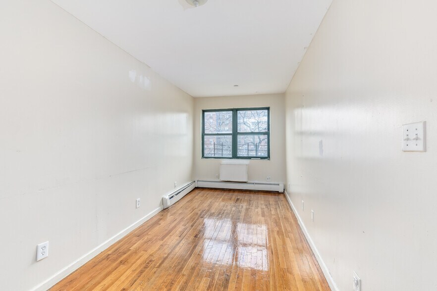 More Photos Of 311 Beach 53rd St, Far Rockaway Apartments For Sale