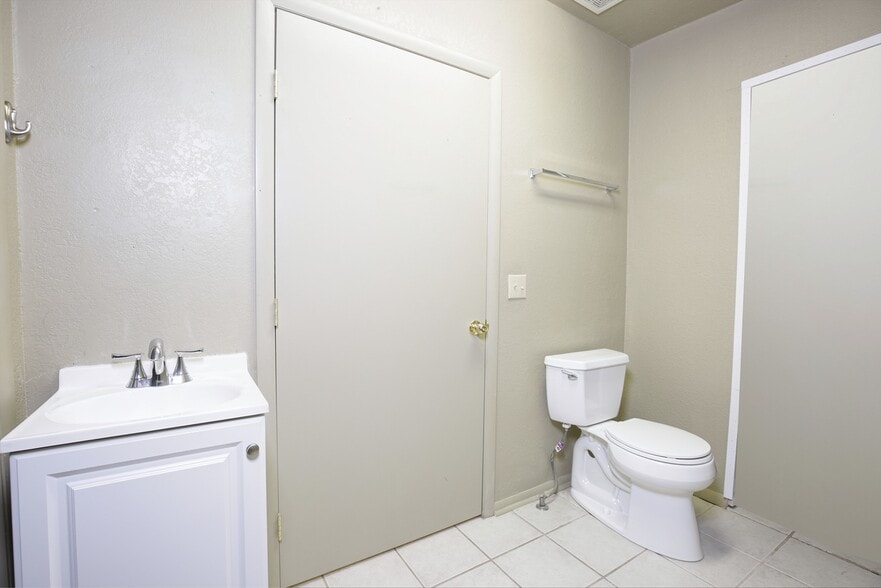 More Photos Of 404 W Main St, Payson Medical For Lease