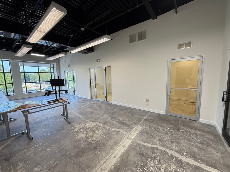 More Photos Of 54-60 E Bridge St, Morrisville Storefront Retail Office For Lease