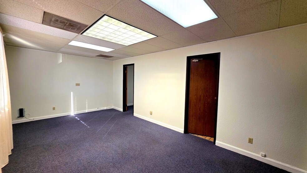 More Photos Of 217 S Glendora Ave, Glendora Office For Lease