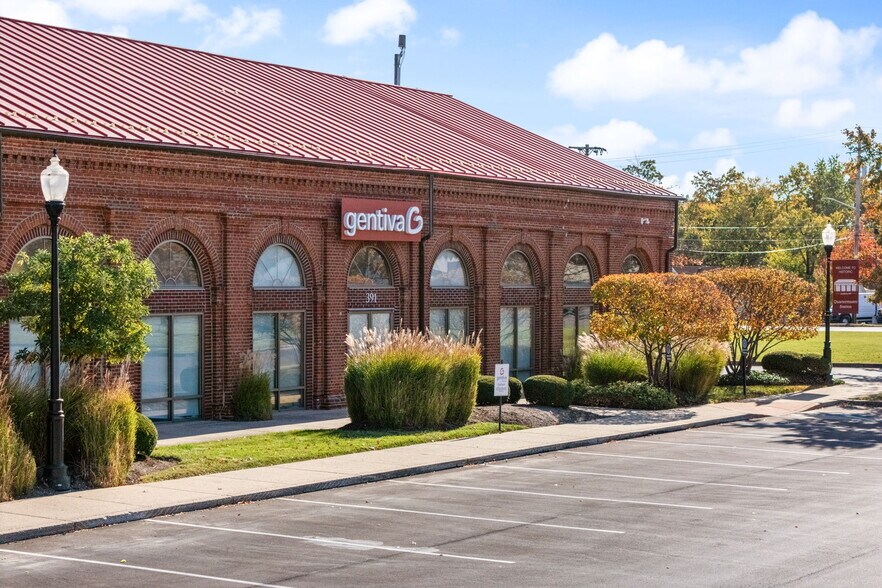 More Photos Of 153-381 Quartermaster Station, Jeffersonville Unknown For Lease