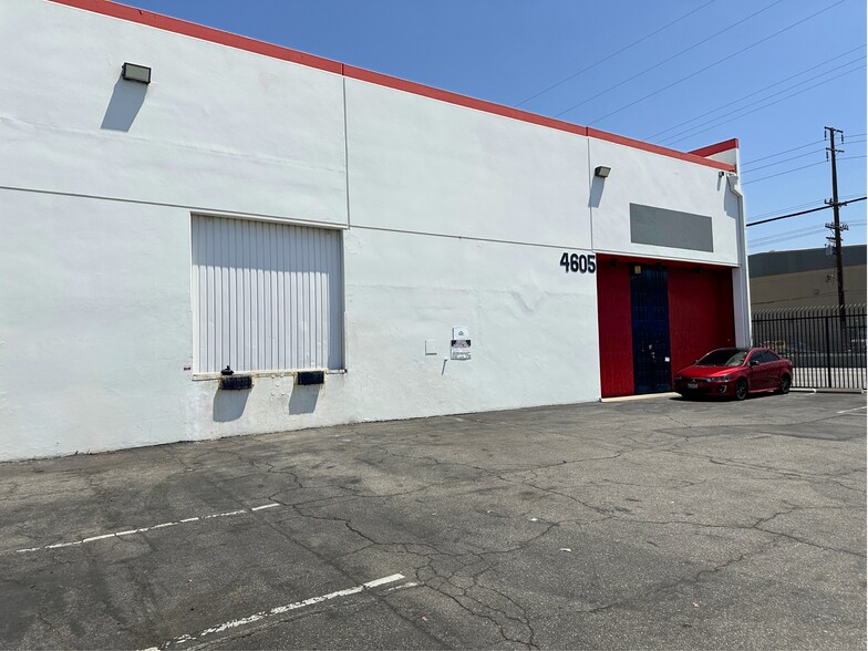 More Photos Of 4605-4631 S Alameda St, Los Angeles Unknown For Lease