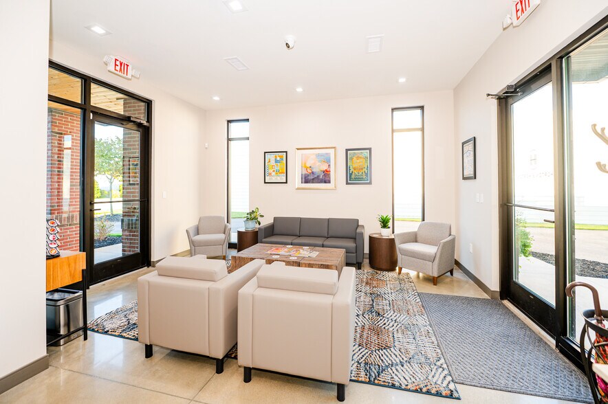 More Photos Of 810 Pendleton St, Greenville Office For Lease