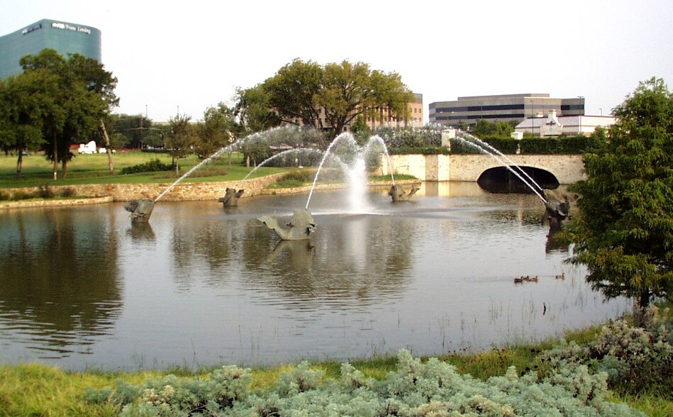 More Photos Of 18204-18410 Preston Rd, Dallas Unknown For Lease