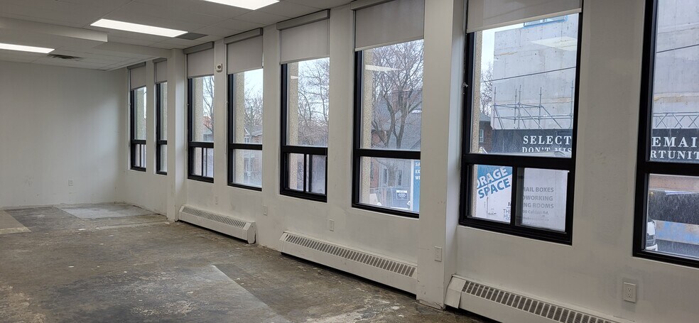 More Photos Of 845-851 St Clair Av W, Toronto Office For Lease
