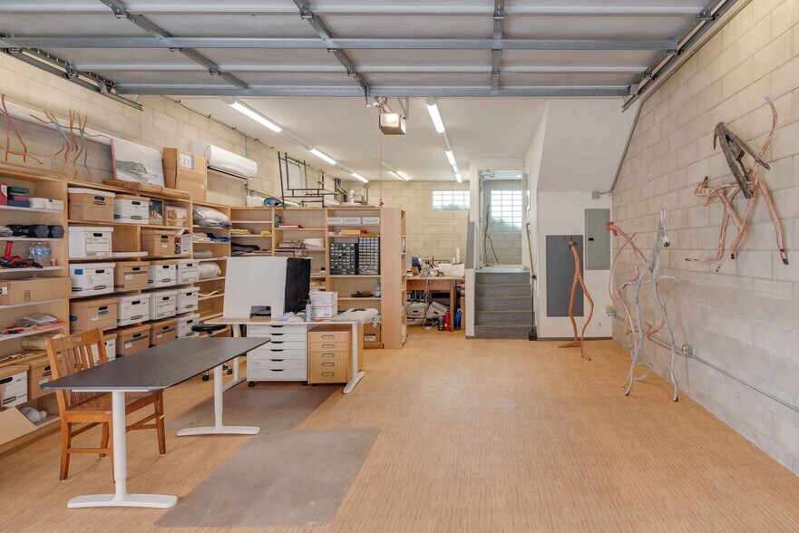 More Photos Of 717-743 N Highland Ave, Los Angeles Flex For Sale