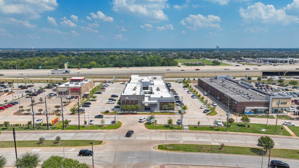 More Photos Of 3569 Business Center Dr, Pearland Storefront Retail Office For Lease