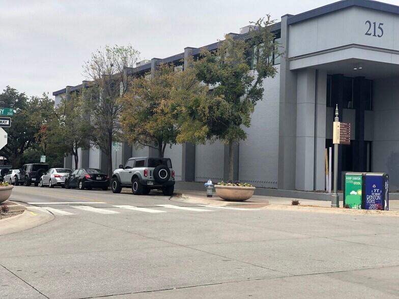 More Photos Of 215 W Hickory St, Denton Office For Sale