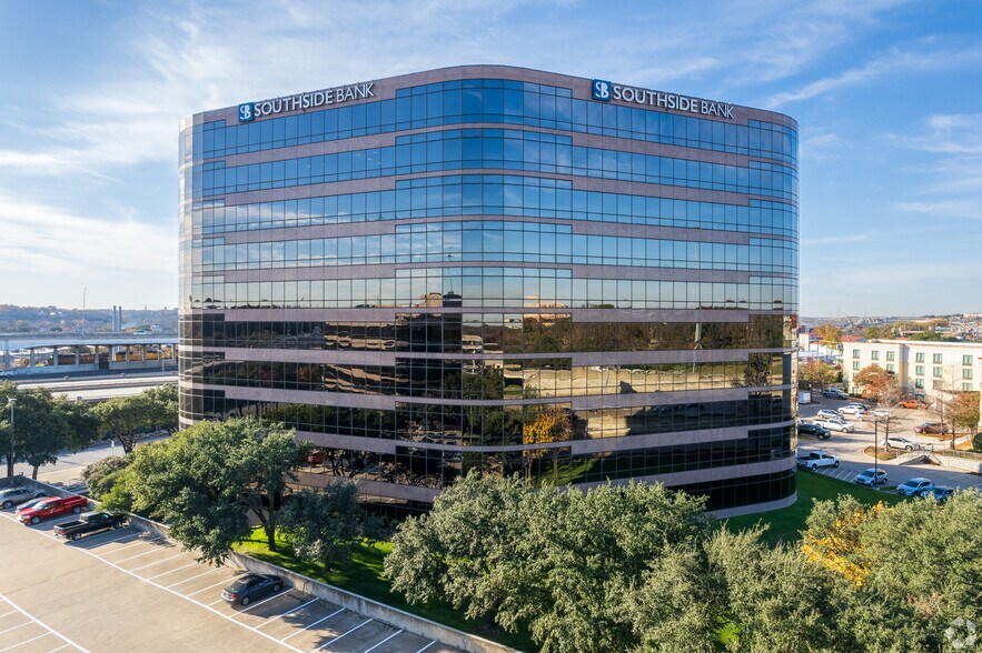 More Photos Of 1320 S University Dr, Fort Worth Office For Lease