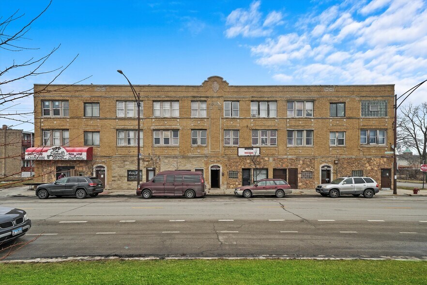 More Photos Of 4300-4310 W 16th St, Chicago Apartments For Sale