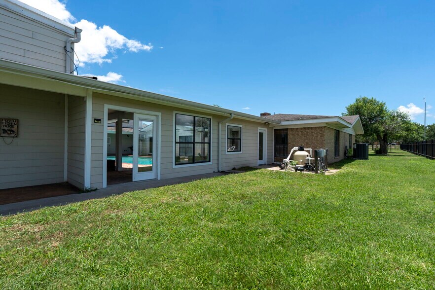 More Photos Of 3345 E Austin St, Giddings Land For Sale