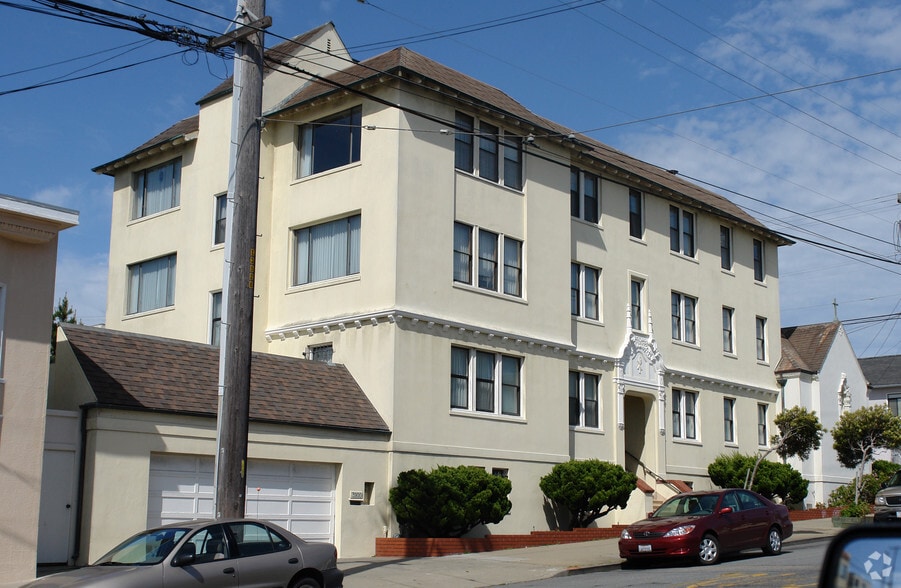 More Photos Of 3900 Balboa St, San Francisco Religious Facility For Sale
