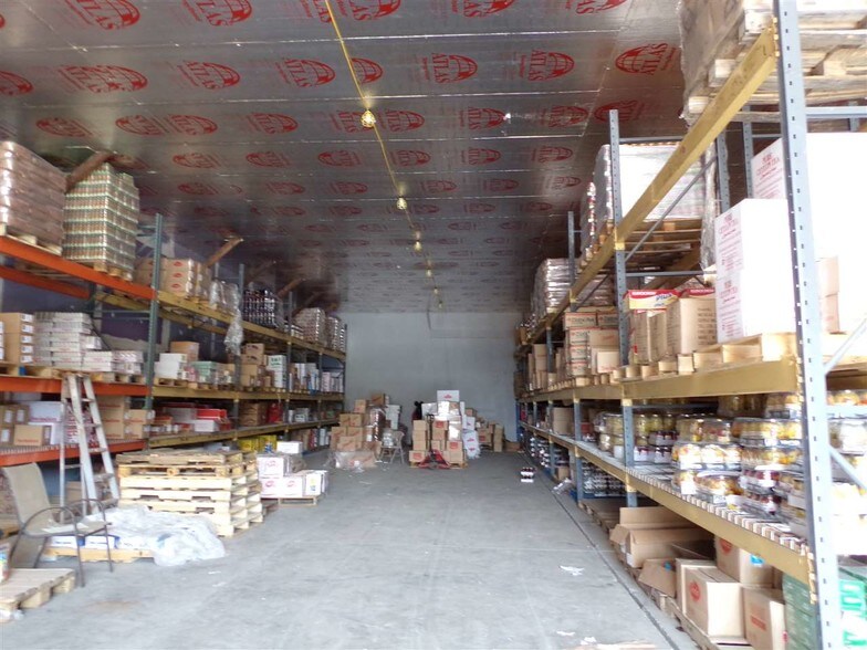 More Photos Of 290 Jeffersonville North Branch Rd, Jeffersonville Warehouse For Lease