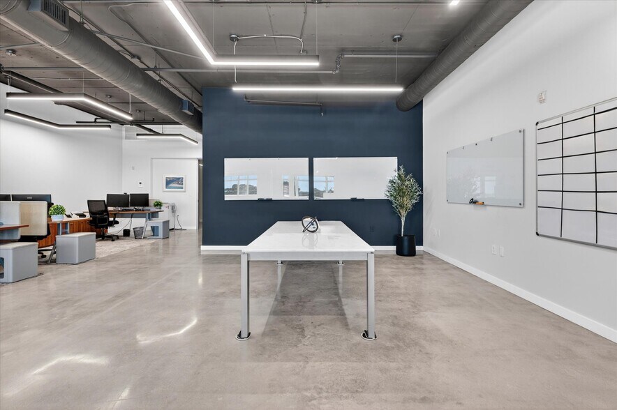 More Photos Of 7301 SW 57th Ct, South Miami Office For Sale