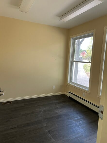 More Photos Of 292 South St, Blue Hill Office For Lease