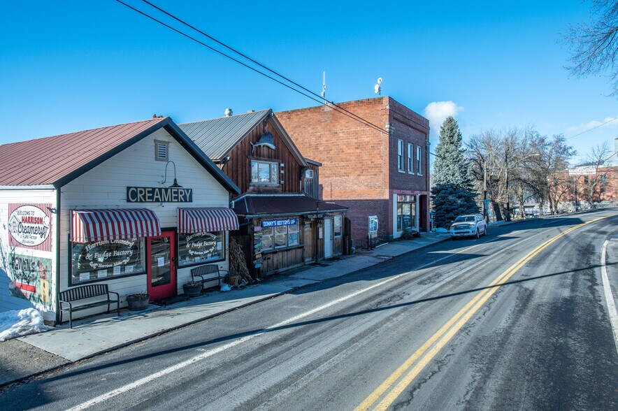 More Photos Of 204 S Coeur D Alene Ave, Harrison Restaurant For Sale