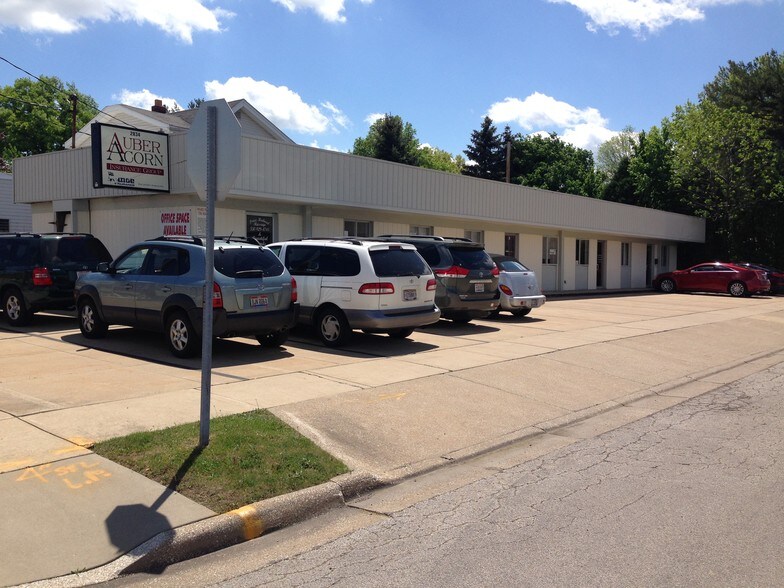 More Photos Of 2034 Schiller Ave, Cuyahoga Falls Medical For Lease