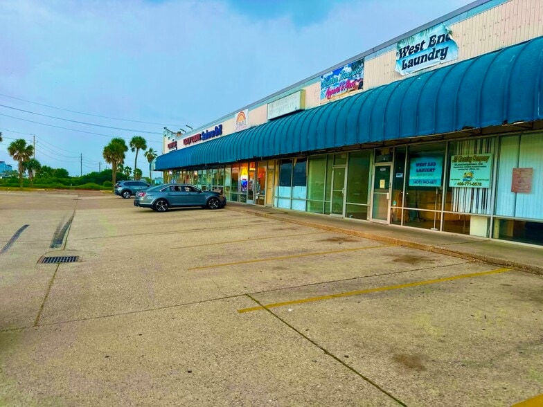 More Photos Of 3802 Cove View Blvd, Galveston Convenience Store For Sale