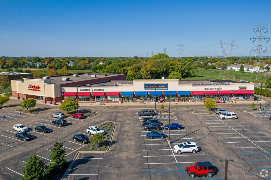 More Photos Of 8062-8088 Old Carriage Ct, Shakopee Unknown For Lease