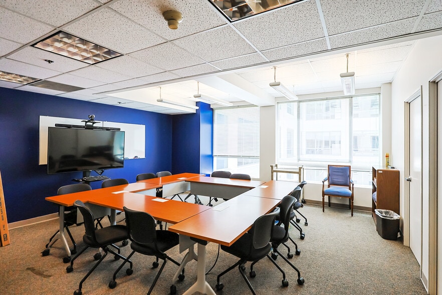 More Photos Of 311 S Spring St, Los Angeles Office For Sale