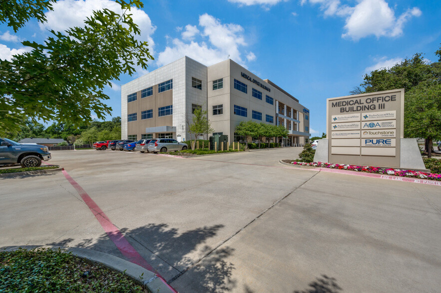 Primary Photo Of 2005 W Park Dr, Irving Medical For Lease