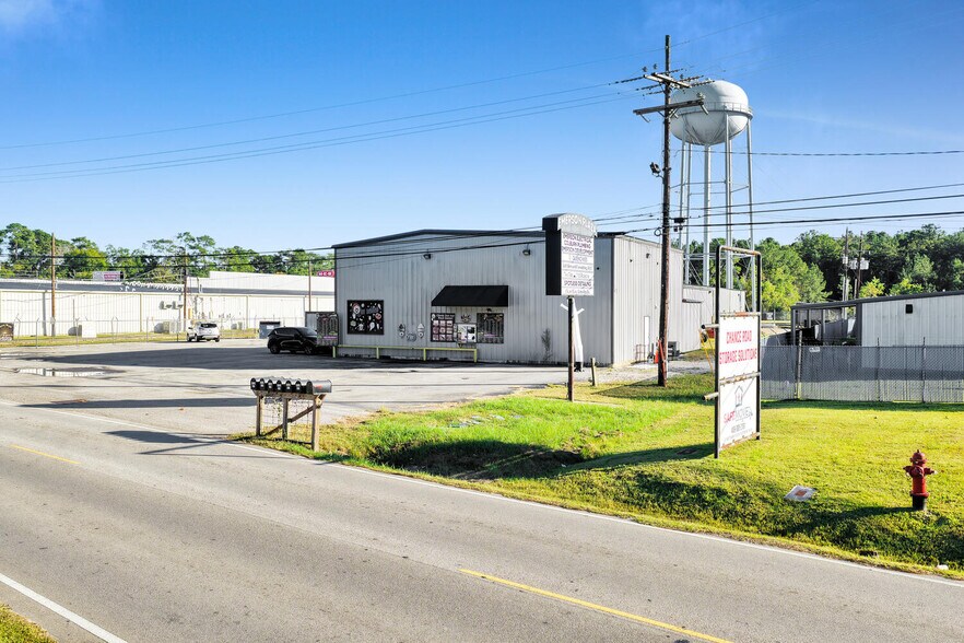 More Photos Of 55 W Chance Rd, Lumberton Warehouse For Lease