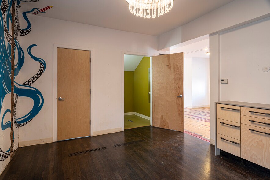 More Photos Of 1720 15th St, Boulder Storefront Retail Office For Sale