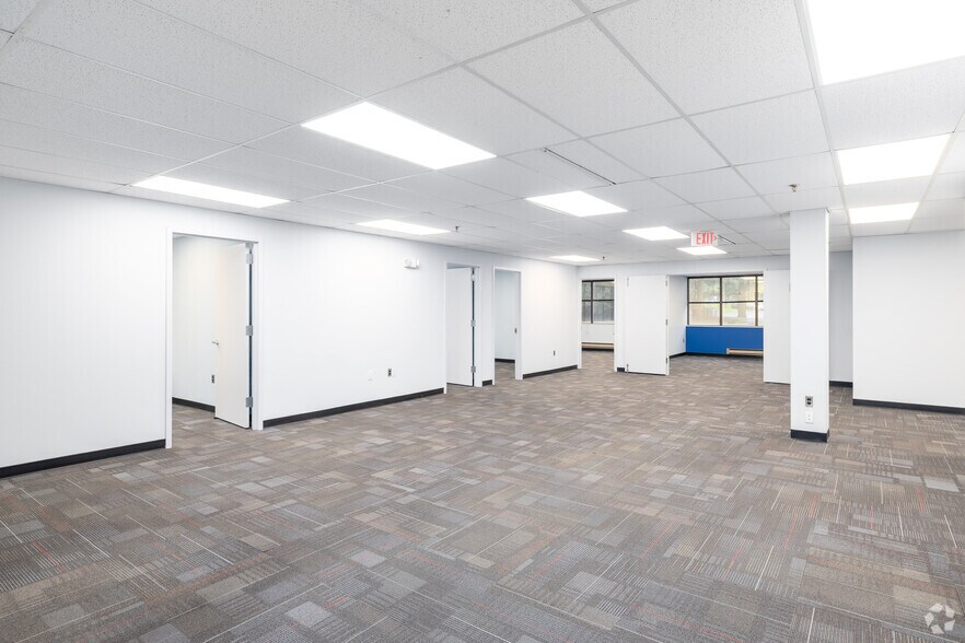 More Photos Of 5 Eves Dr, Marlton Office For Sale
