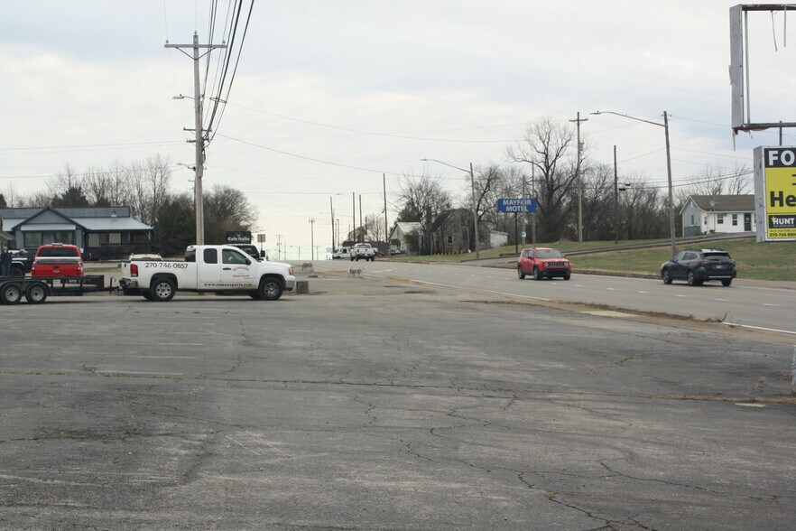 More Photos Of 1491 River St, Bowling Green Land For Lease