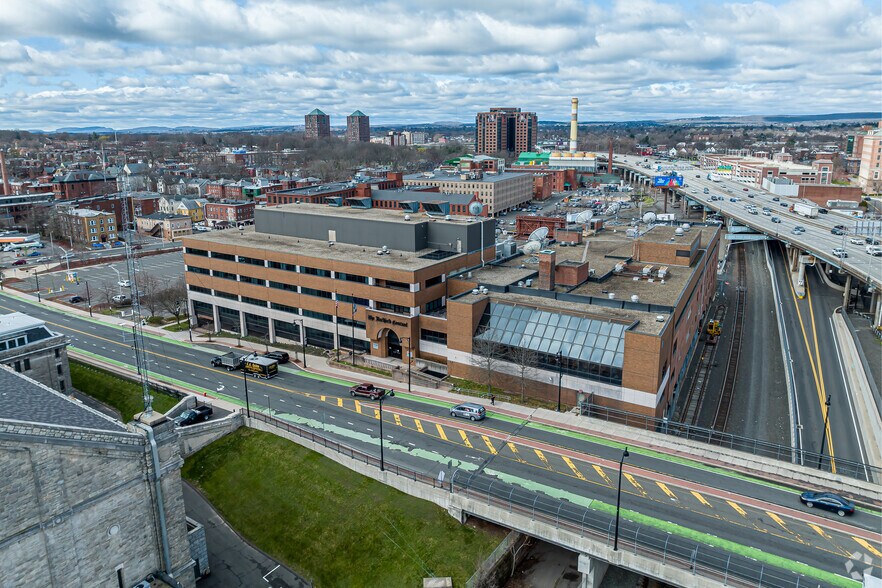 More Photos Of 285 Broad St, Hartford Office For Sale