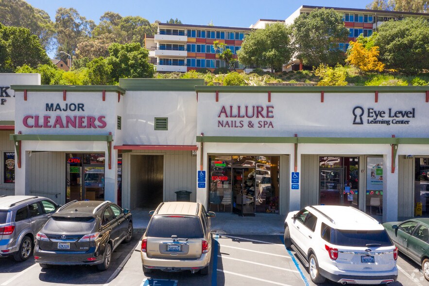 More Photos Of 390 S El Camino Real, Belmont General Retail For Lease