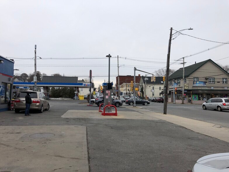 More Photos Of 240 Western Ave, Lynn Service Station For Sale