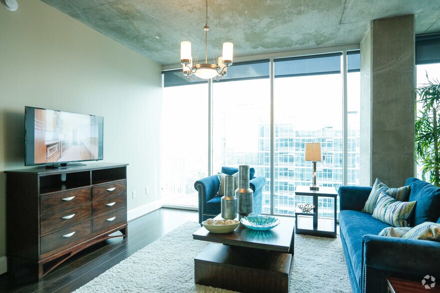 More Photos Of 5927 Almeda Rd, Houston Apartments For Lease
