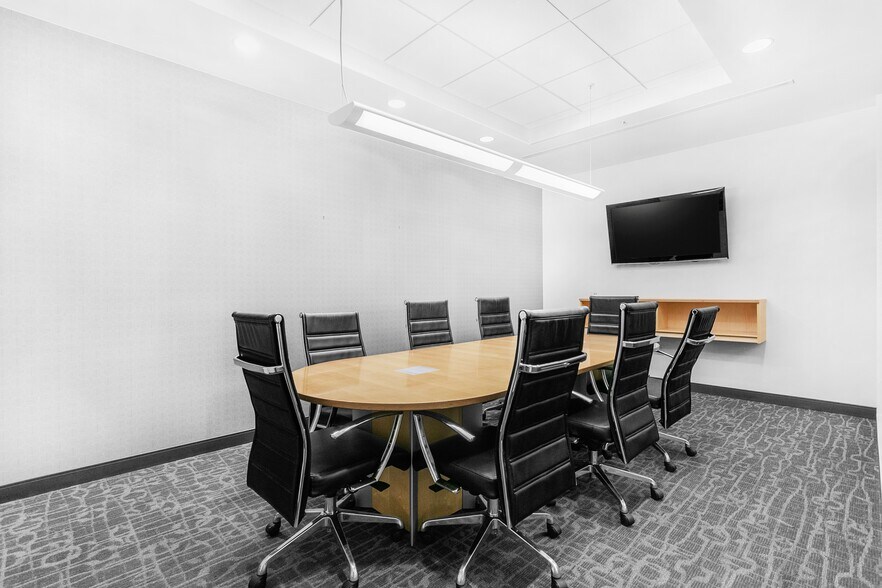 More Photos Of 985 W Bethany Dr, Allen Unknown For Sale