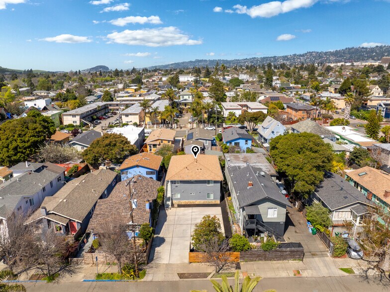 More Photos Of 1533 Julia St, Berkeley Multifamily For Sale