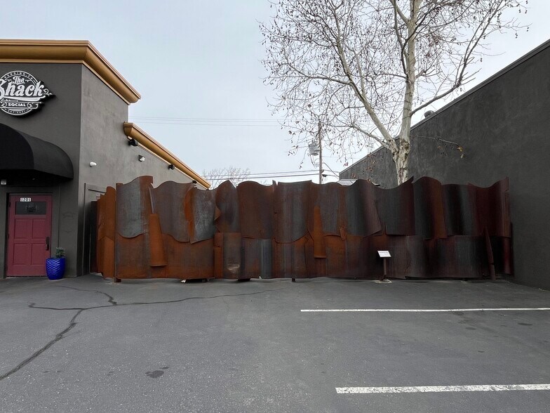 More Photos Of 1201 Market St, Redding Restaurant For Lease