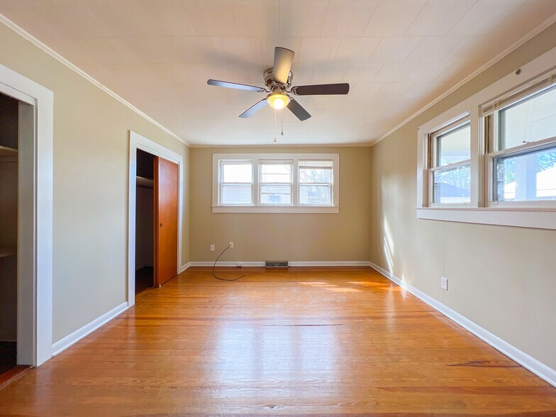 More Photos Of , Spartanburg Unknown For Sale