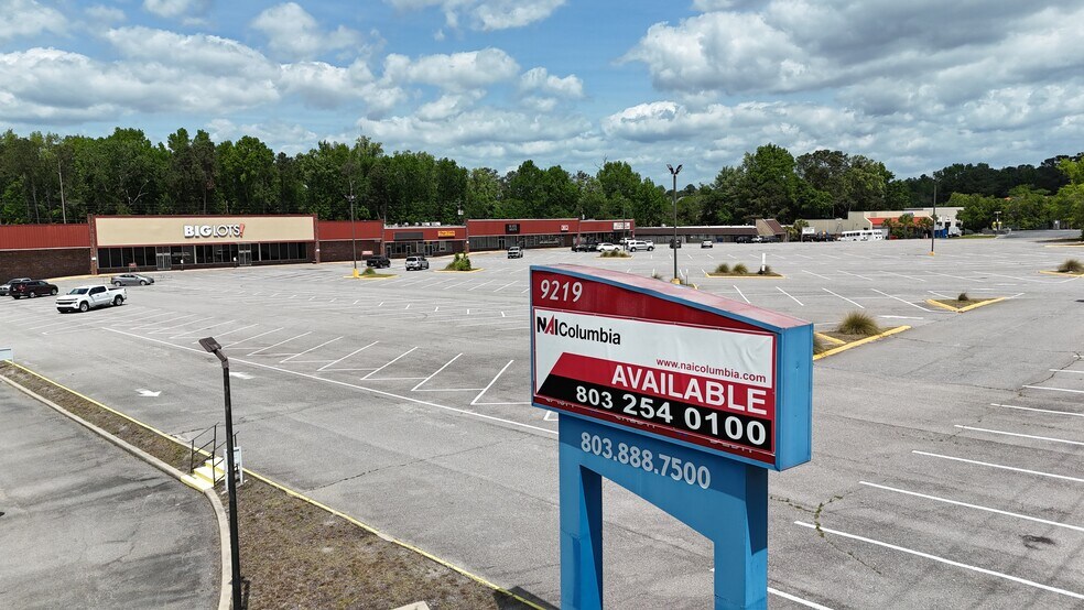 More Photos Of 9221 Two Notch Rd, Columbia Storefront For Sale