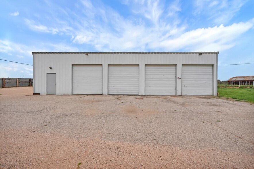 Primary Photo Of 1418 W County Road 140, Midland Warehouse For Lease