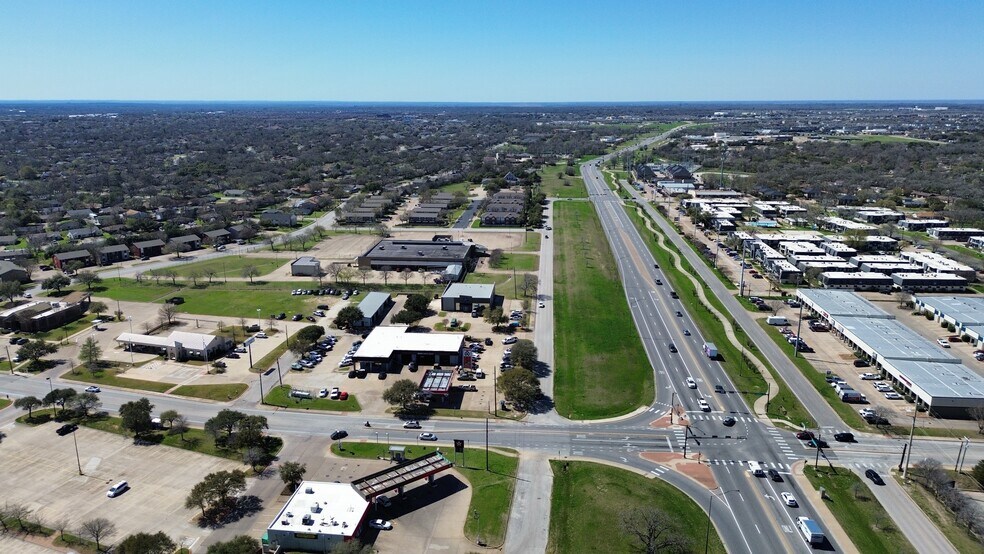 More Photos Of 2144 Harvey Mitchell Pky S, College Station Freestanding For Sale