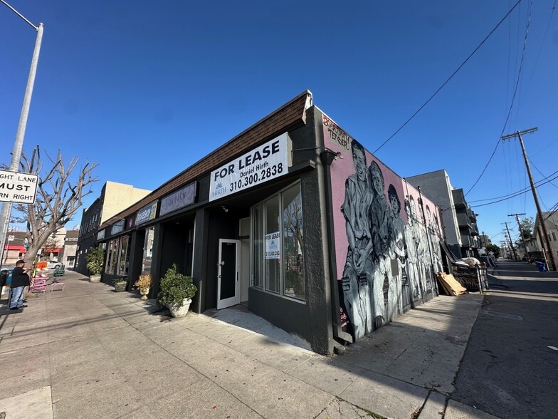 Primary Photo Of 10420 National Blvd, Los Angeles Apartments For Lease