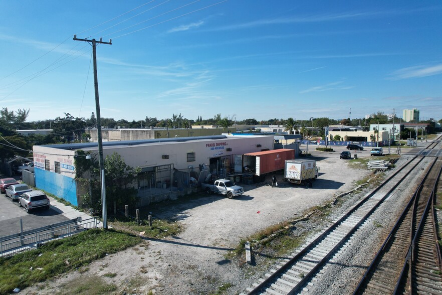 Primary Photo Of 7230 NE Miami Ct, Miami Warehouse For Sale