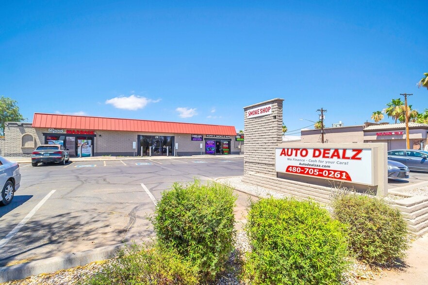 More Photos Of 78 W Ray Rd, Chandler Convenience Store For Lease